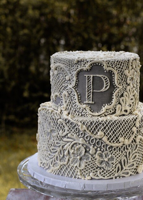 Virginia's best custom wedding cakes, farm to table dessert table & dessert grazing table  | luray, charlottesville, loudoun county, culpeper, harrisonburg, northern virginia 